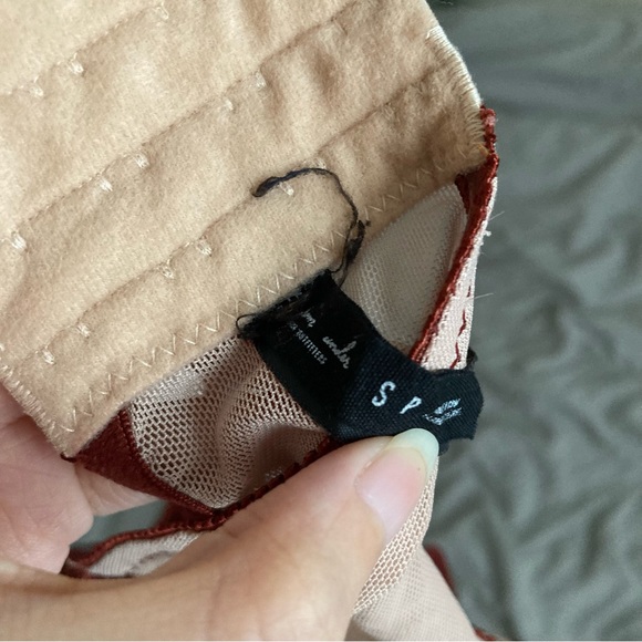 out from under strapless bra - Picture 3 of 3